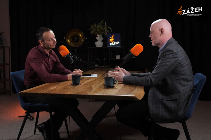 Podcast Zážeh: Digitalizace nezačíná softwarem. Začíná u lidí Podcast Zážeh: Digitalizace nezačíná softwarem. Začíná u lidí
